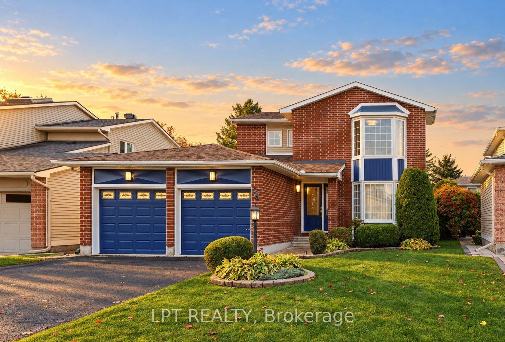 28 Meadow Glade Gardens, Nepean (Centrepointe), Ottawa 
