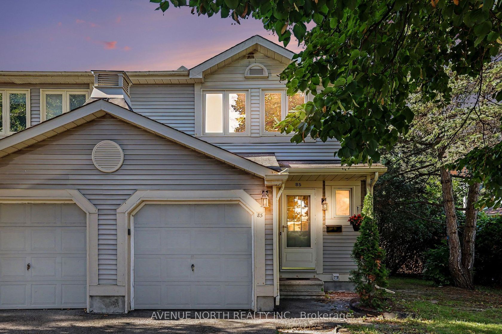 85 Birmingham Private, Nepean (Redwood Park), Ottawa 