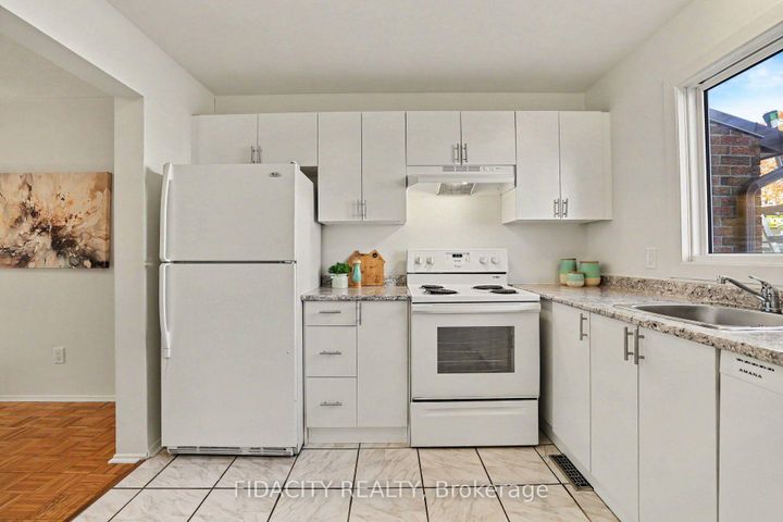 Photo 2 at E - 44 Foxfield Drive, Nepean (Knollsbrook), Ottawa