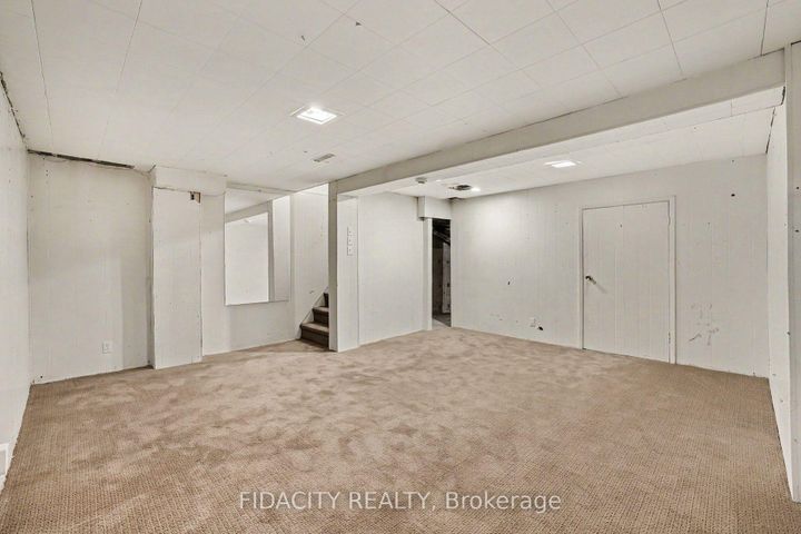 Photo 15 at E - 44 Foxfield Drive, Nepean (Knollsbrook), Ottawa