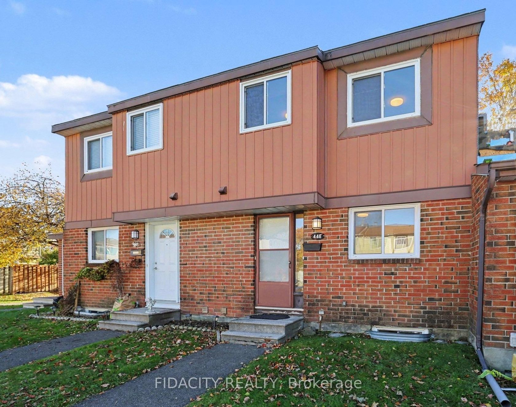 E - 44 Foxfield Drive, Nepean (Knollsbrook), Ottawa 