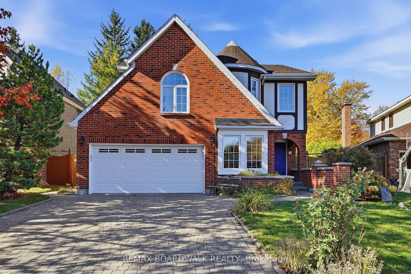 19 Cullen Court, Nepean (Manordale), Ottawa 