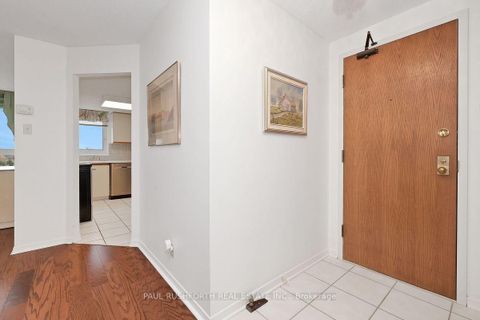 Photo 2 at 815 - 80 Sandcastle Drive, Nepean (Leslie Park), Ottawa