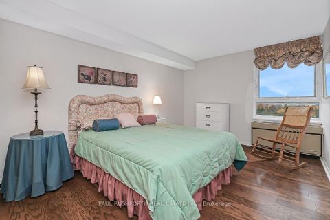 Photo 13 at 815 - 80 Sandcastle Drive, Nepean (Leslie Park), Ottawa