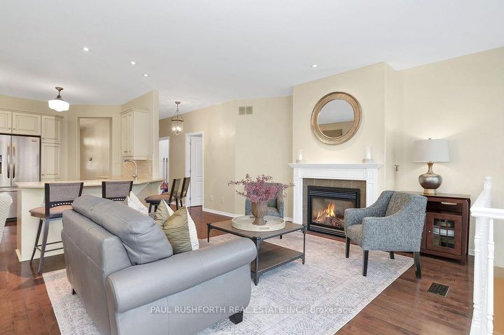 Photo 6 at 108 Islay Private, Nepean (Stonebridge), Ottawa