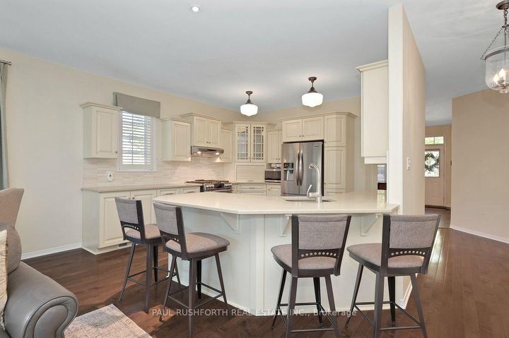 Photo 11 at 108 Islay Private, Nepean (Stonebridge), Ottawa