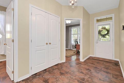 Photo 3 at 108 Islay Private, Nepean (Stonebridge), Ottawa