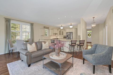 Photo 7 at 108 Islay Private, Nepean (Stonebridge), Ottawa