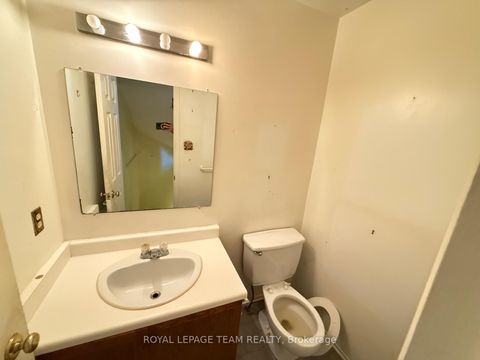 Photo 12 at 86 HUMMINGBIRD Crescent, Nepean (Cedargrove/Fraserdale), Ottawa