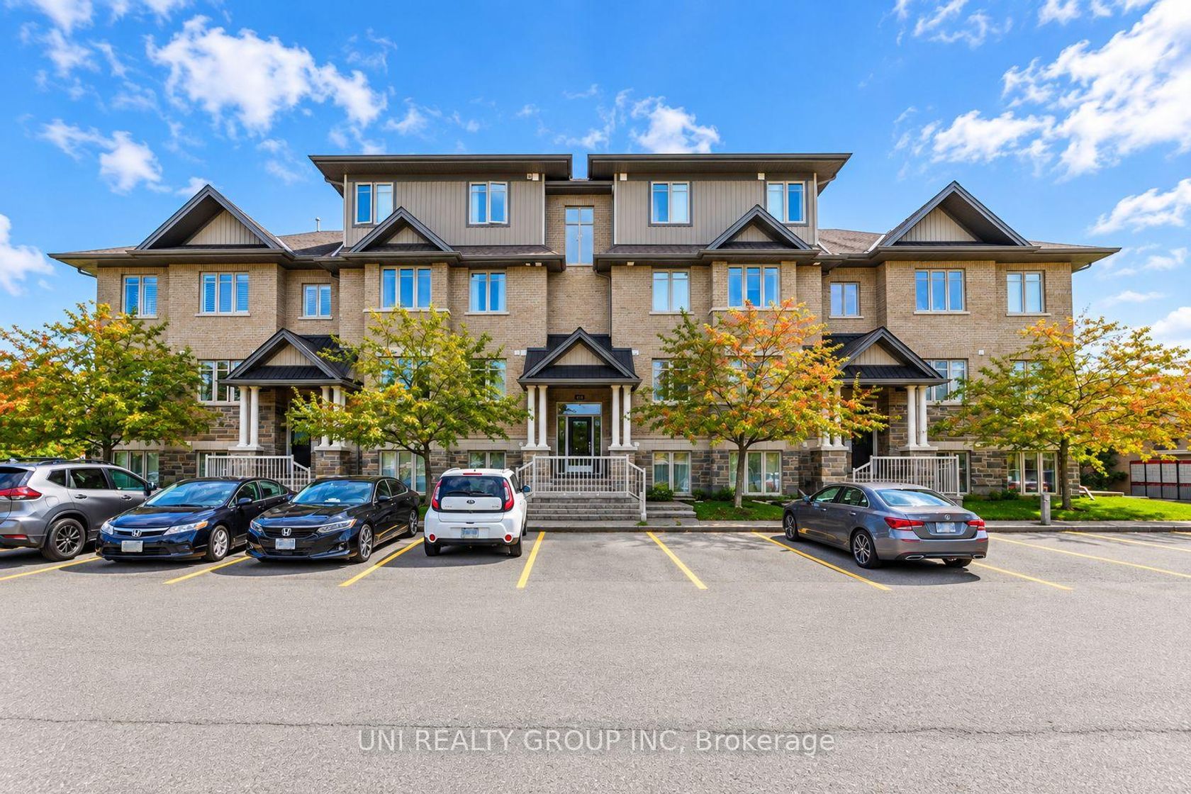 B - 40 TAYSIDE Private, Nepean (Longfields), Ottawa 