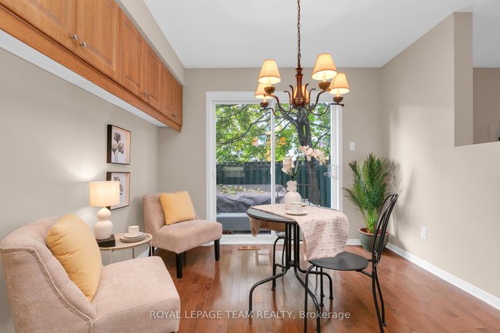 Photo 21 at 28 Appledale Drive, Nepean (Longfields), Ottawa