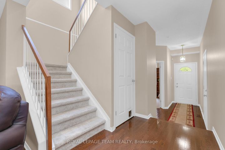 Photo 22 at 28 Appledale Drive, Nepean (Longfields), Ottawa