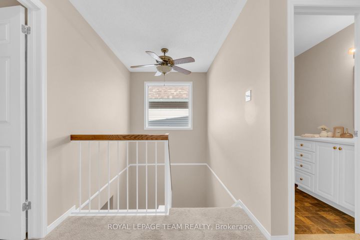 Photo 23 at 28 Appledale Drive, Nepean (Longfields), Ottawa