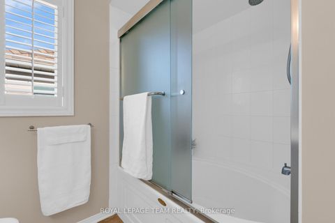 Photo 30 at 28 Appledale Drive, Nepean (Longfields), Ottawa
