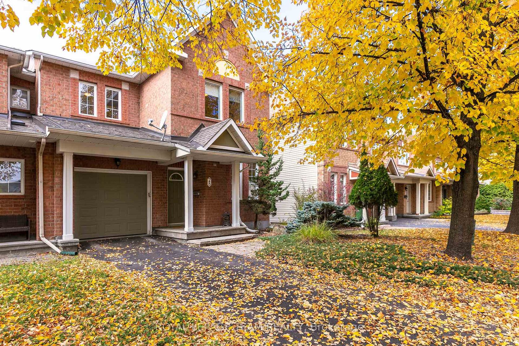28 Appledale Drive, Nepean (Longfields), Ottawa 
